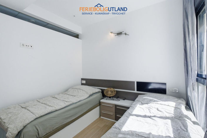 Image No.26-2 Bed Apartment for sale