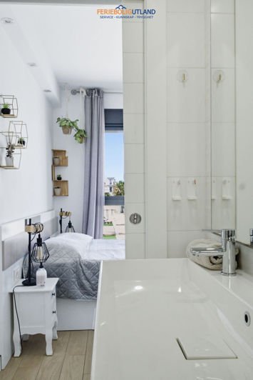 Image No.29-2 Bed Apartment for sale