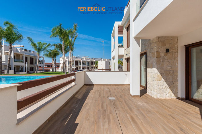 Image No.18-3 Bed Apartment for sale