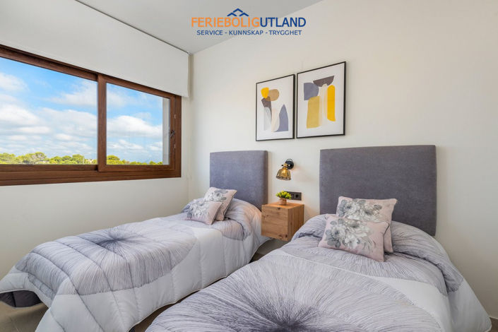 Image No.50-3 Bed Apartment for sale