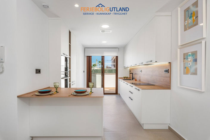 Image No.19-3 Bed Apartment for sale