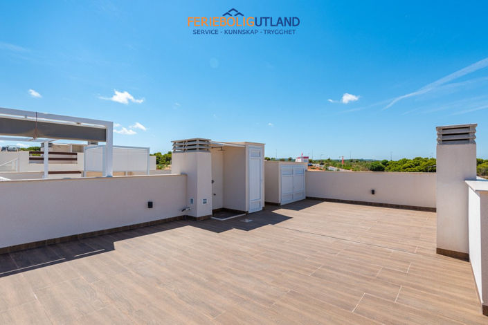 Image No.39-3 Bed Apartment for sale