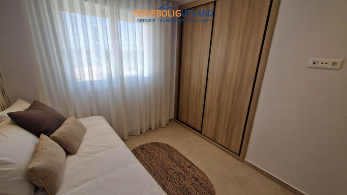 Image No.43-3 Bed Townhouse for sale