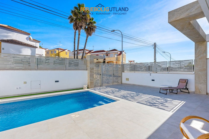 Image No.16-3 Bed Villa for sale