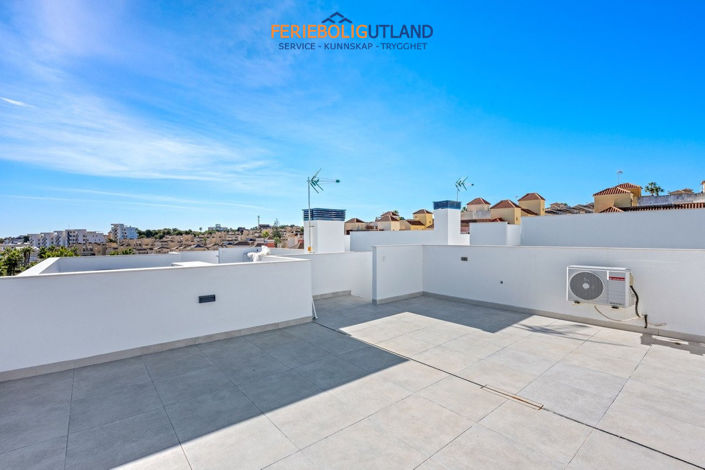 Image No.36-3 Bed Villa for sale