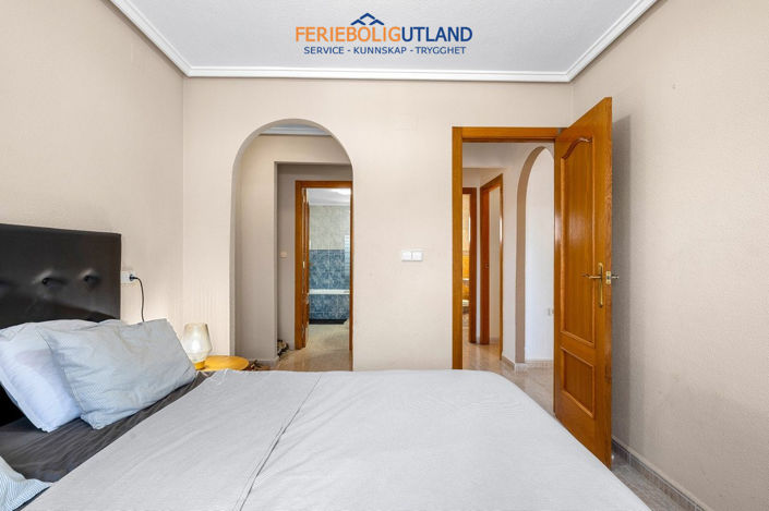 Image No.11-3 Bed Villa for sale