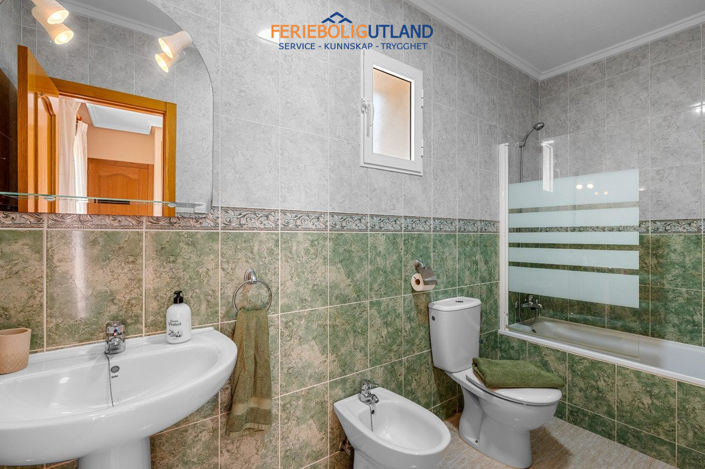 Image No.21-3 Bed Villa for sale