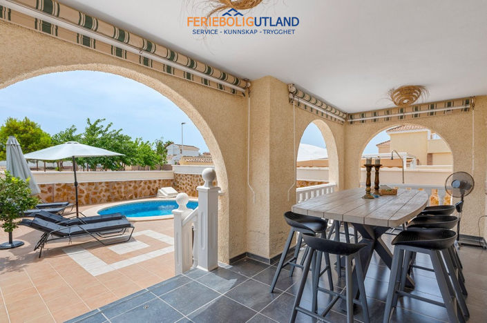 Image No.26-3 Bed Villa for sale