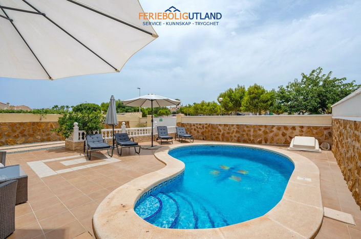 Image No.29-3 Bed Villa for sale