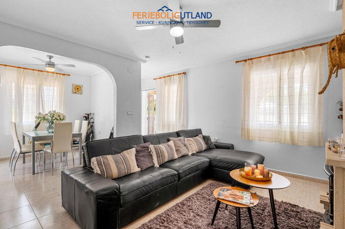 Image No.3-3 Bed Villa for sale