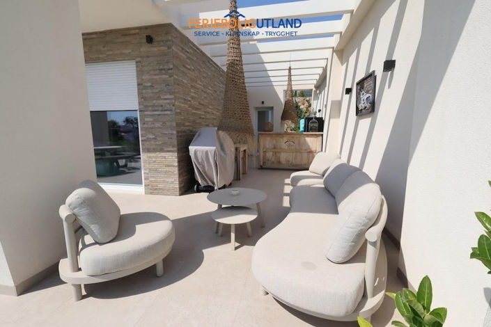 Image No.11-3 Bed Villa for sale