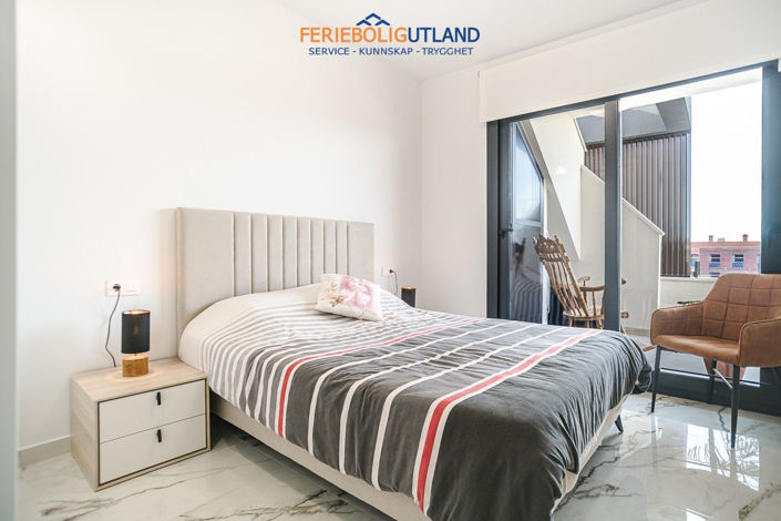 Image No.11-2 Bed Apartment for sale