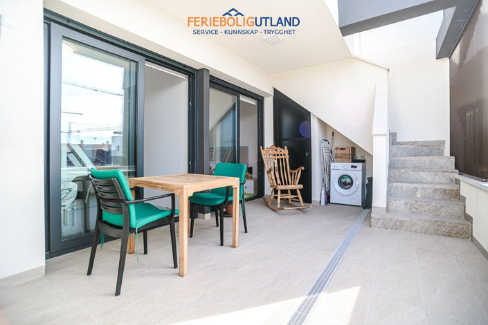 Image No.19-2 Bed Apartment for sale