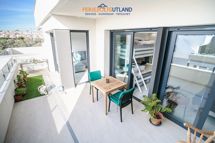 Image No.20-2 Bed Apartment for sale