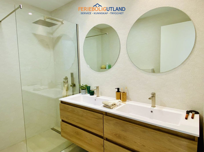 Image No.13-3 Bed Apartment for sale