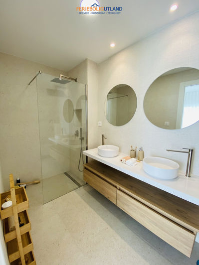 Image No.26-3 Bed Apartment for sale