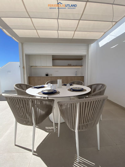 Image No.28-3 Bed Apartment for sale
