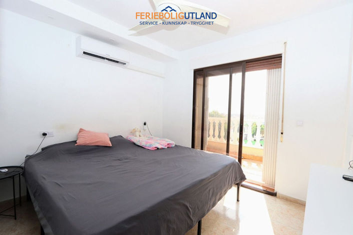 Image No.15-2 Bed Villa for sale