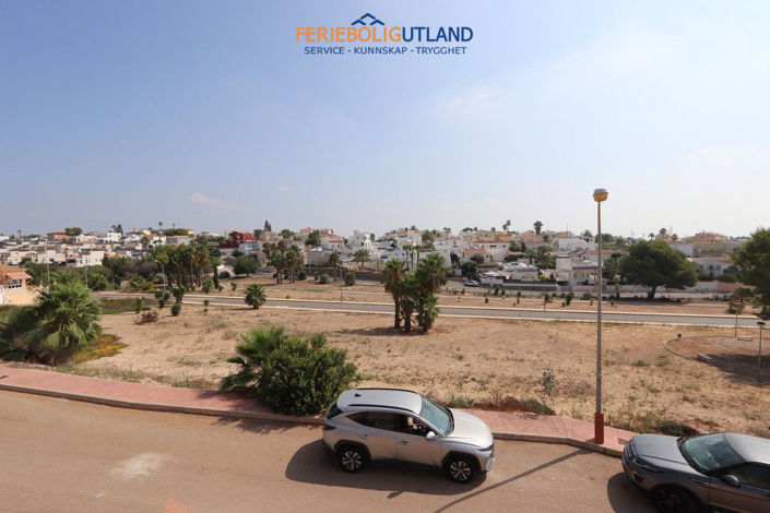 Image No.25-2 Bed Villa for sale