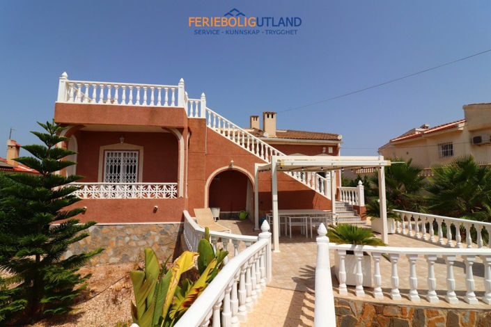 Image No.24-3 Bed Villa for sale