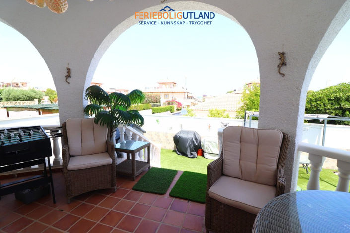 Image No.4-2 Bed Villa for sale