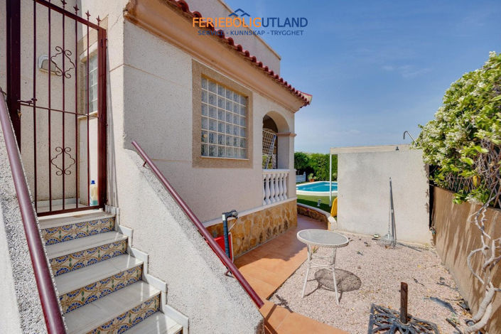 Image No.29-3 Bed Townhouse for sale