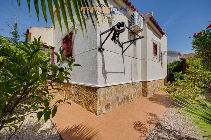 Image No.31-3 Bed Townhouse for sale