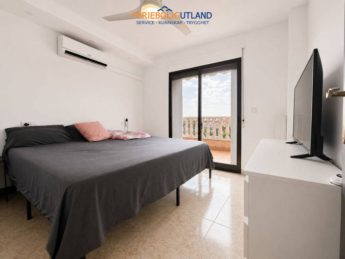 Image No.15-2 Bed Villa for sale