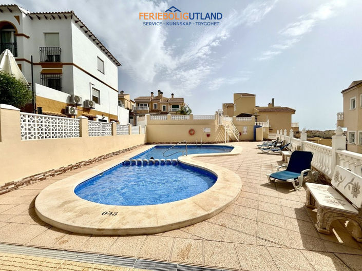 Image No.25-2 Bed Villa for sale