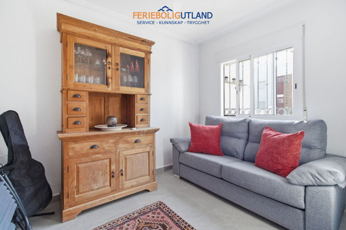 Image No.18-2 Bed Apartment for sale