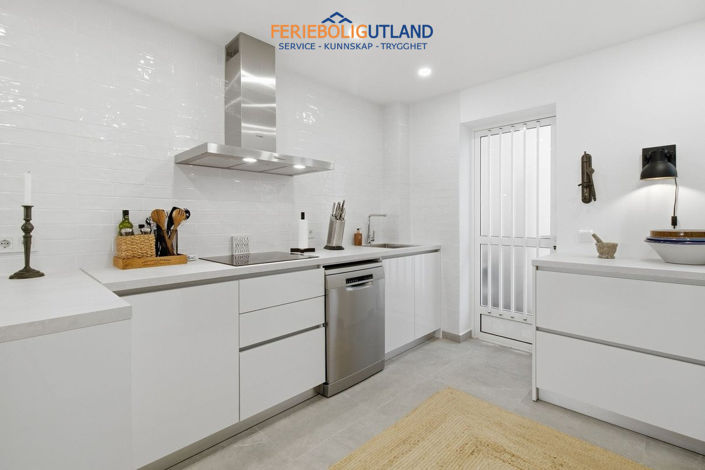 Image No.9-2 Bed Apartment for sale