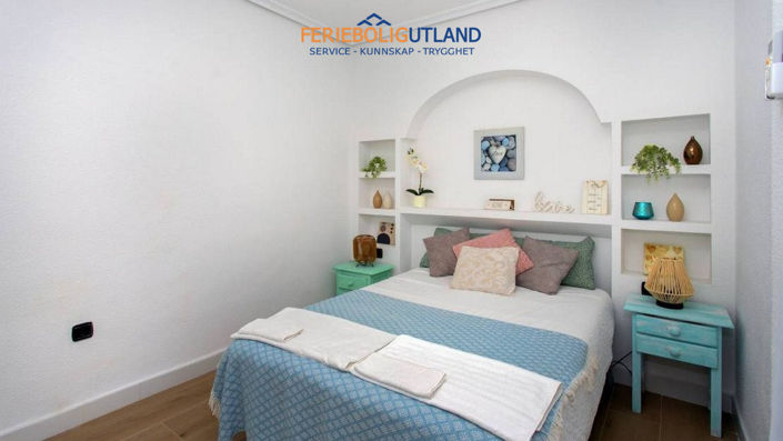 Image No.20-3 Bed Townhouse for sale