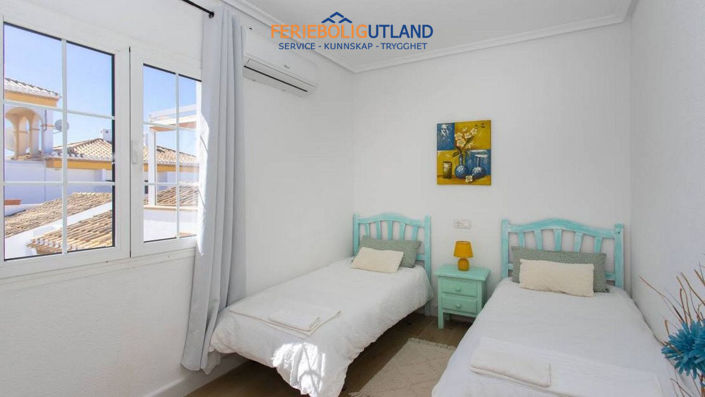 Image No.22-3 Bed Townhouse for sale