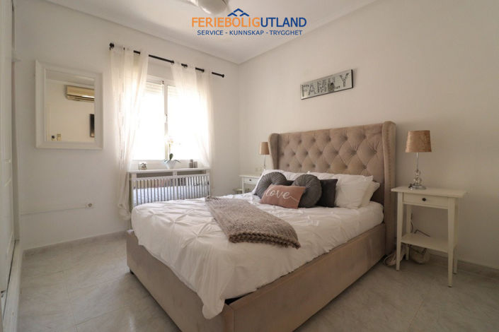 Image No.18-4 Bed Villa for sale