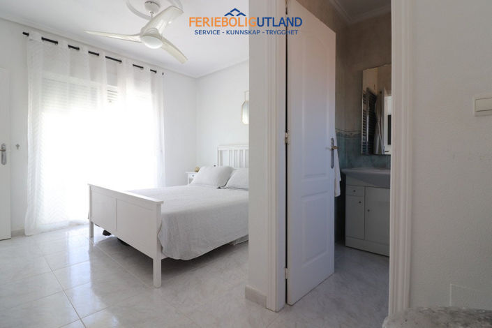 Image No.19-4 Bed Villa for sale