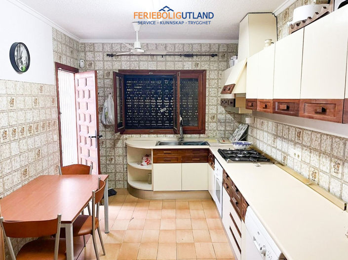 Image No.24-4 Bed Villa for sale