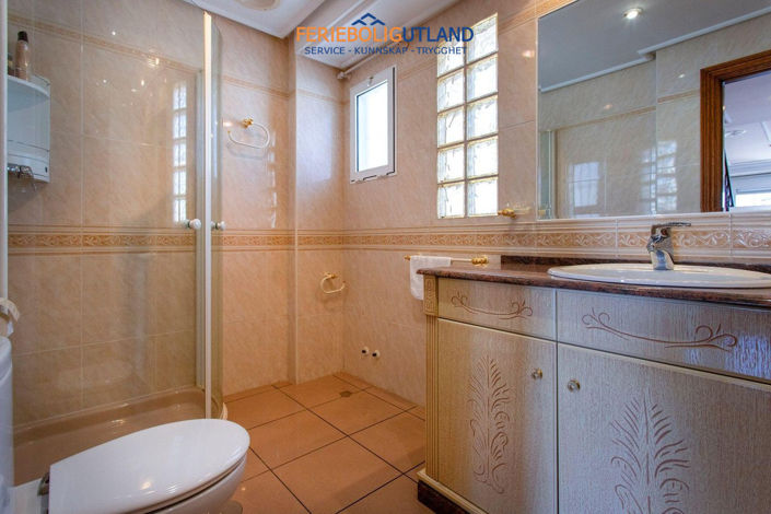 Image No.16-4 Bed Villa for sale