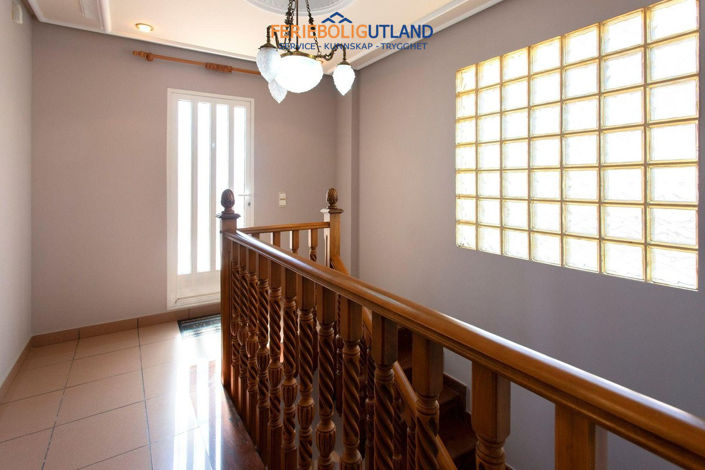 Image No.23-4 Bed Villa for sale
