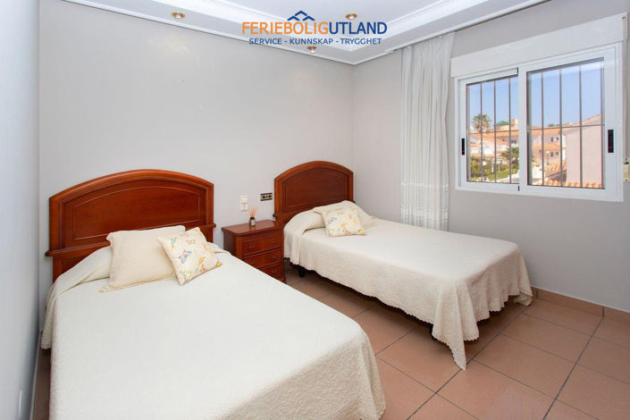 Image No.24-4 Bed Villa for sale
