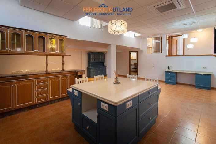 Image No.33-4 Bed Villa for sale