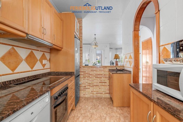Image No.12-3 Bed Villa for sale