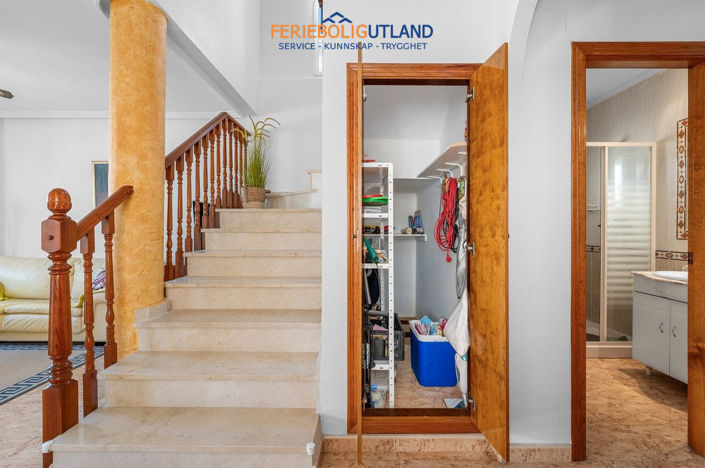 Image No.26-3 Bed Villa for sale
