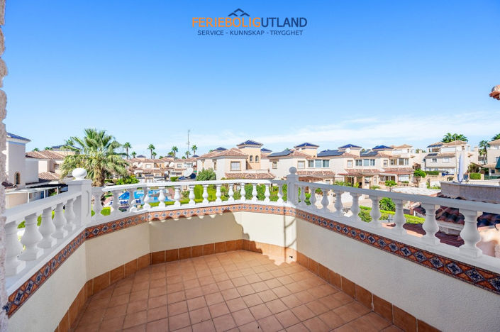 Image No.37-3 Bed Villa for sale