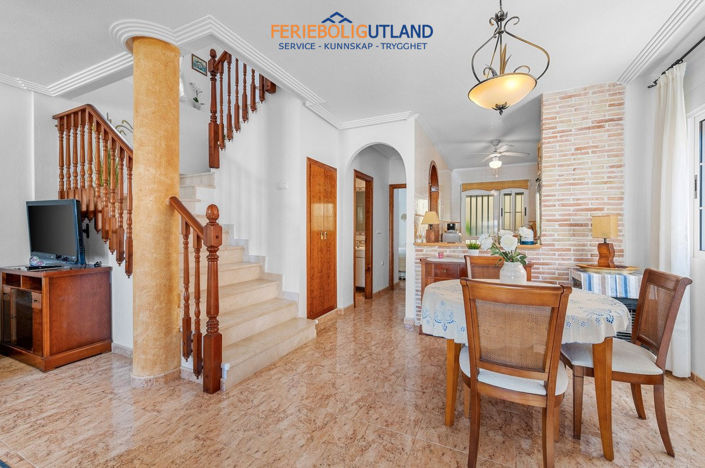 Image No.9-3 Bed Villa for sale