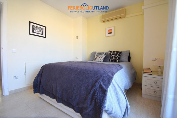 Image No.11-3 Bed Townhouse for sale