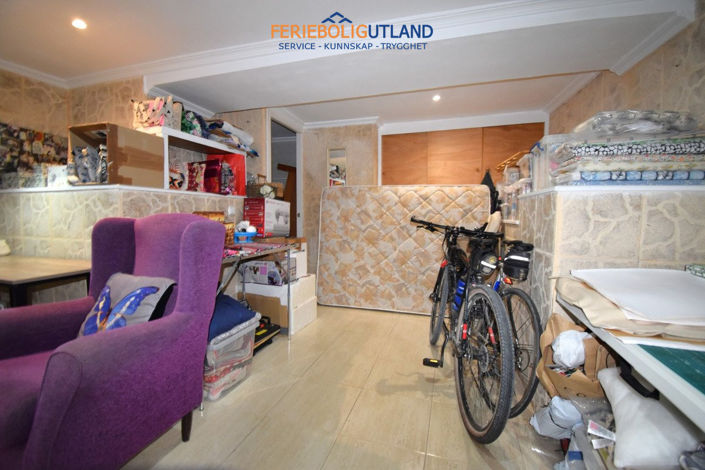 Image No.17-3 Bed Townhouse for sale