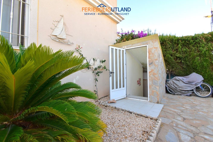 Image No.22-3 Bed Townhouse for sale