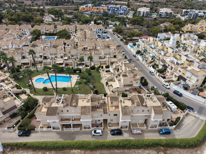 Image No.27-3 Bed Townhouse for sale