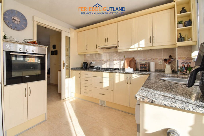 Image No.7-3 Bed Townhouse for sale