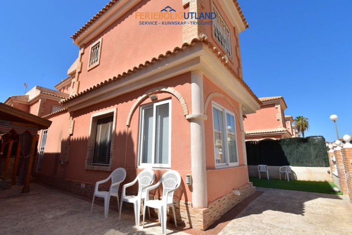 Image No.27-3 Bed Villa for sale